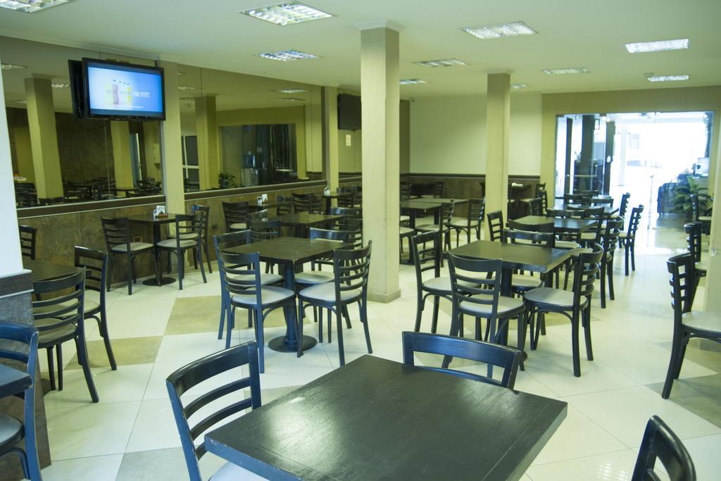 Hotel Confianza Corrientes Exterior photo