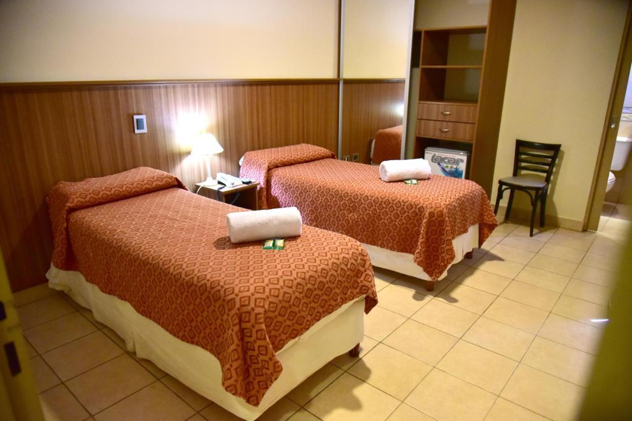 Hotel Confianza Corrientes Exterior photo