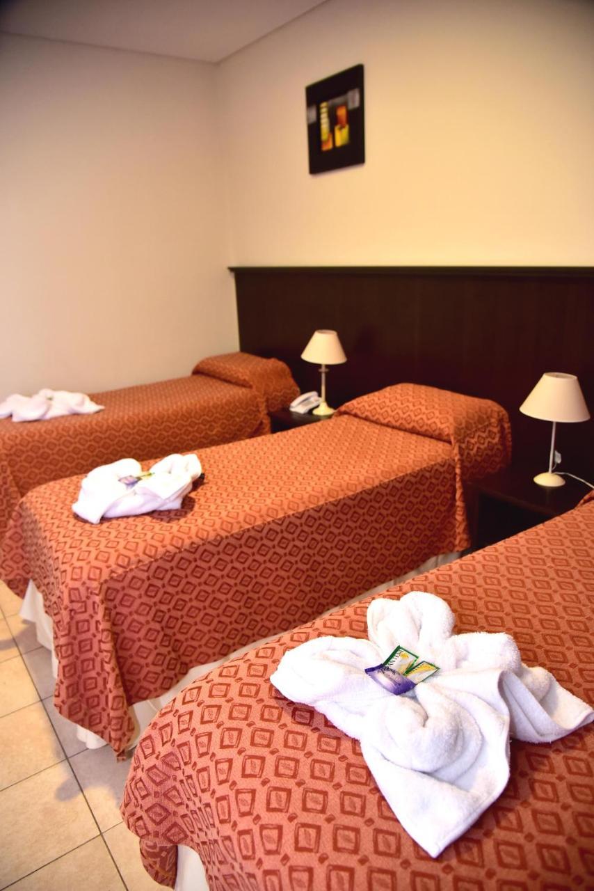 Hotel Confianza Corrientes Exterior photo